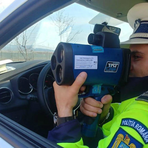 Razie a poliției în Dâmbovița: 768 de persoane legitimate și 642 de autovehicule controlate