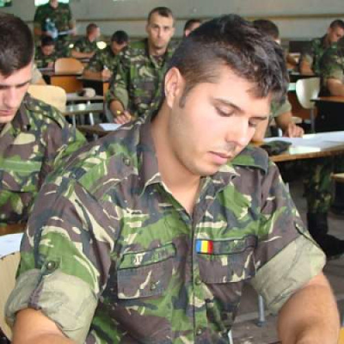 Inscrierile pentru admiterea la institutiile de invatamant superior militar au inceput