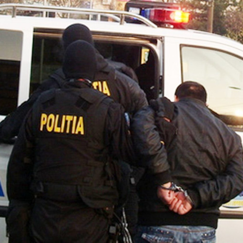 Bărbat de 44 de ani reținut pentru viol și încălcarea ordinului de protecție