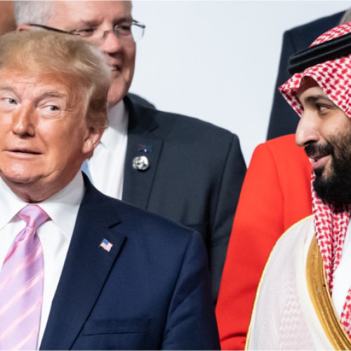 Donald Trump primit cu fast în Arabia Saudită