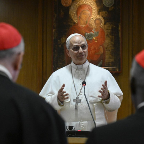 Papa dorește să găzduiască negocierile de pace dintre Rusia și Ucraina