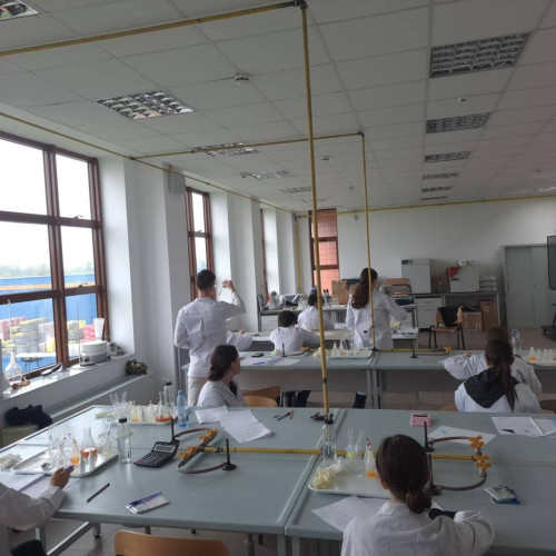 Concursul Național de Chimie &quot;Petru Poni&quot; s-a desfășurat la Târgoviște