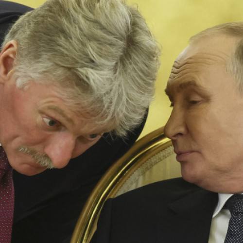 Kremlinul afirmă că războiul din Ucraina reprezintă o chestiune "existențială" pentru Rusia, în contextul în care președintele american Donald Trump a comparat conflictul cu o "bătaie" între doi "băieți" într-un parc, relatează digi24.ro. Potrivit purtătorului de cuvânt al Kremlinului, Dmitri Peskov, "Trump are dreptul la opinie, dar pentru noi este o chestiune existențială, o problemă de interese naționale și securitate, care afectează viitorul nostru și al copiilor noștri".
