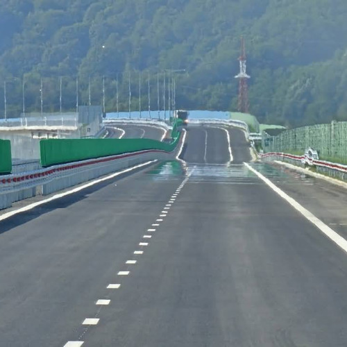 Deschiderea unei noi secțiuni a autostrăzii Sibiu-Pitești