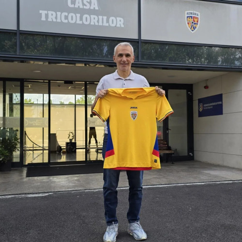 Adrian Iencsi, noul selecționer al naționalei U20 a României