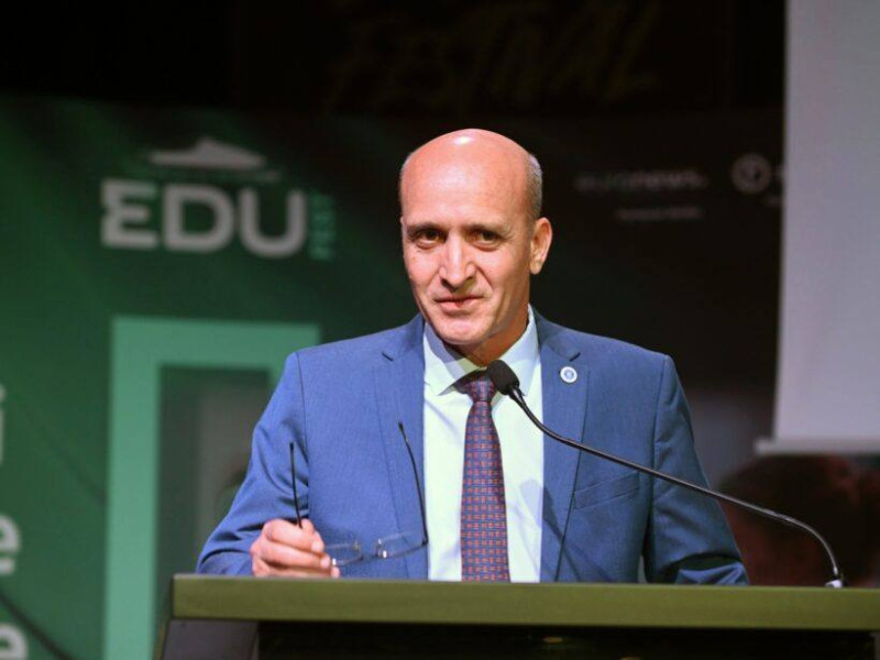 Secretarul de stat din Dâmbovița: Legea 141 nu crește abandonul școlar, potrivit OCDE