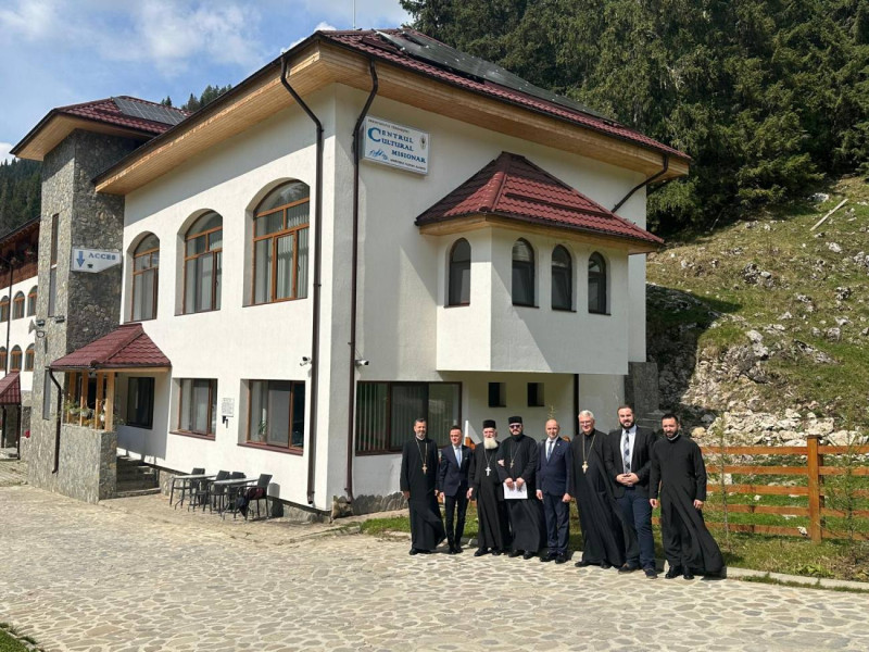 Eveniment științific la Mânăstirea Peștera Ialomiței pentru Centenarul Patriarhiei Române