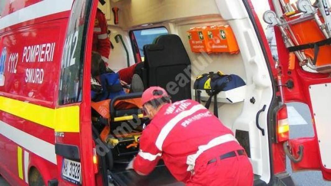 Accident rutier pe DN 1A în Butimanu: două vehicule avariate, persoane rănite