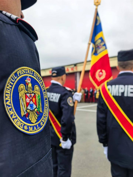 Ziua Pompierilor sărbătorită la ISU Dâmbovița