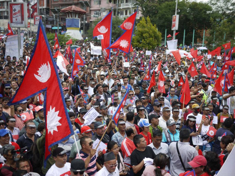 Preşedintele din Nepal a dizolvat Parlamentul şi a anunţat alegeri legislative pentru 5 martie
