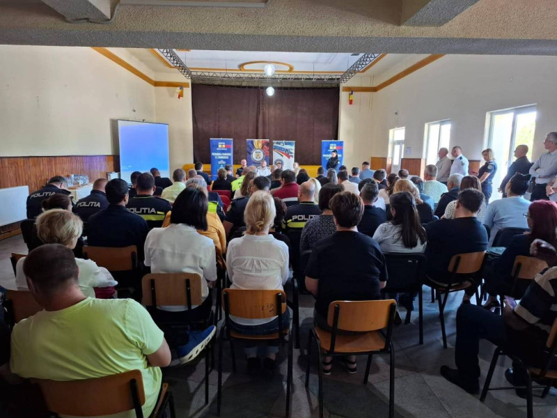 Mesaj puternic la întâlnirea zonală pentru prevenirea violenței domestice în Dâmbovița