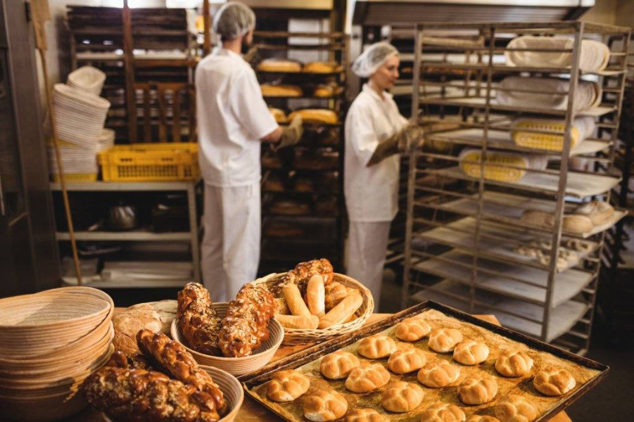 ITM Dâmbovița a verificat condițiile de muncă în industria alimentară