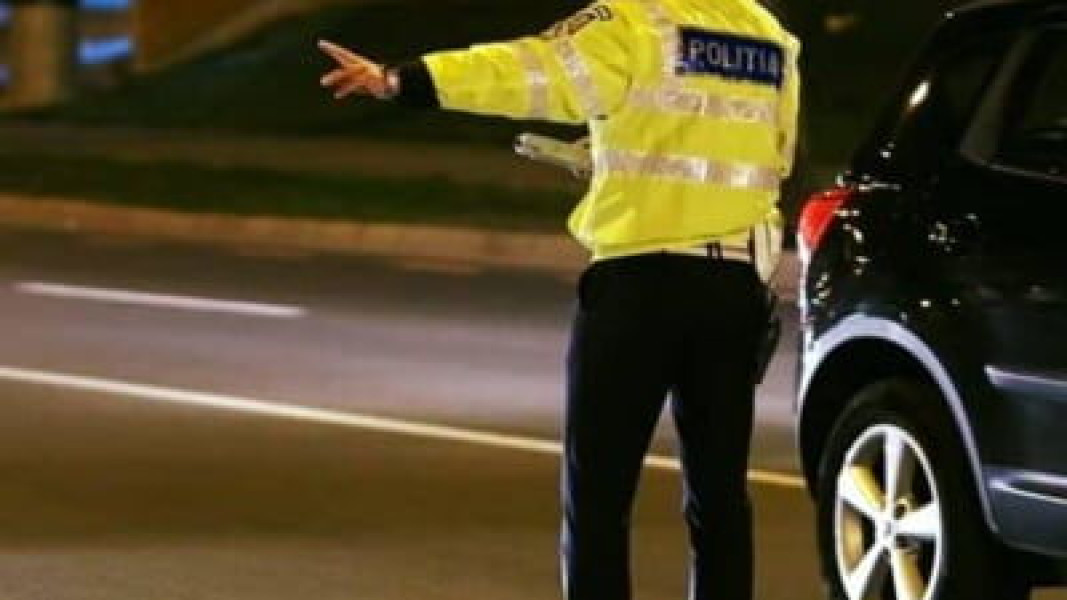 Două persoane prinse conducând fără permis în Târgoviște și Cornățelu