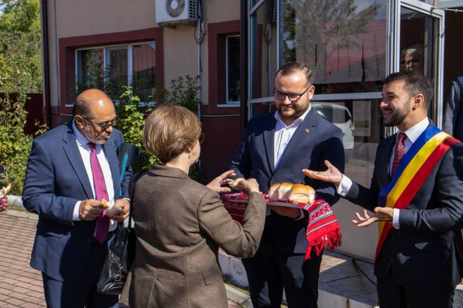 Primarul din Aninoasa a primit ambasadorii Cubei și Venezuelei într-o întâlnire deosebită