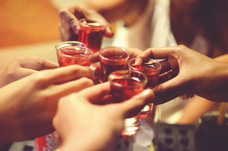 OMS Europa cere guvernelor să adopte politici stricte pentru reducerea consumului de alcool