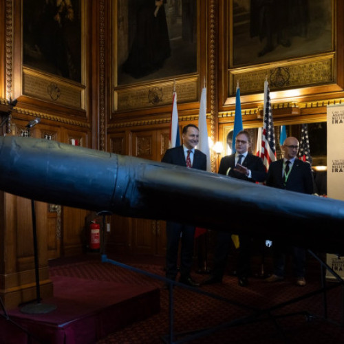 Ministrul polonez de Externe a prezentat o dronă iraniană folosită de Rusia în Ucraina