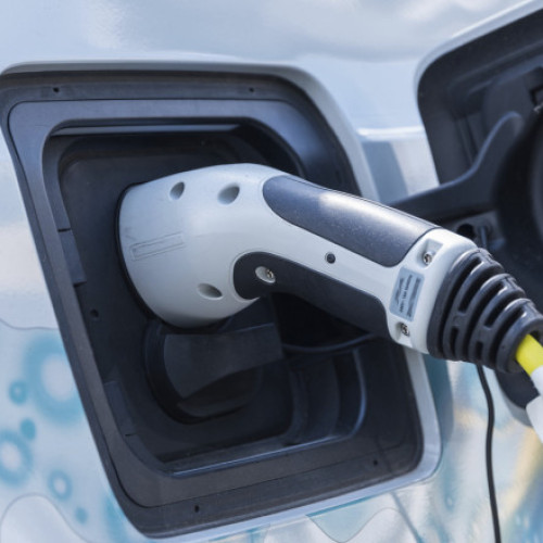 O nouă baterie cu hidrogen ar putea înlocui bateriile litiu-ion la mașinile electrice