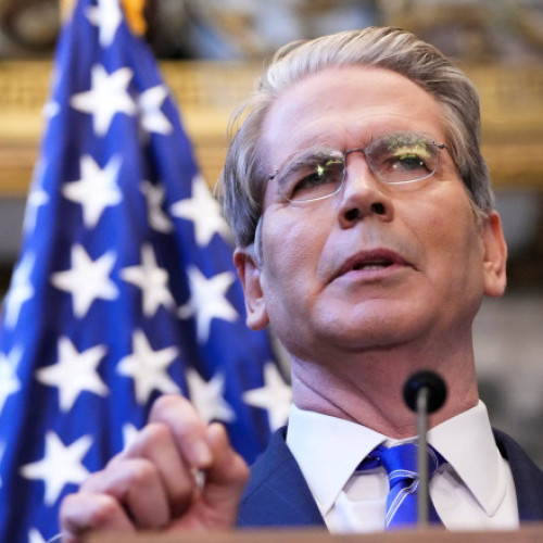 Șeful Trezoreriei SUA critică limitarea exporturilor de metale rare de către China