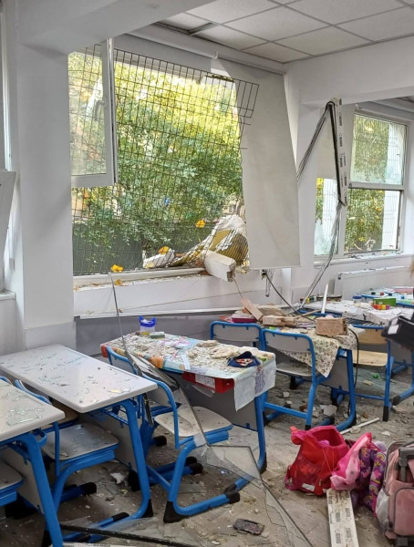 Elevii liceului Bolintineanu din București vor învăța online după explozia din cartierul Rahova
