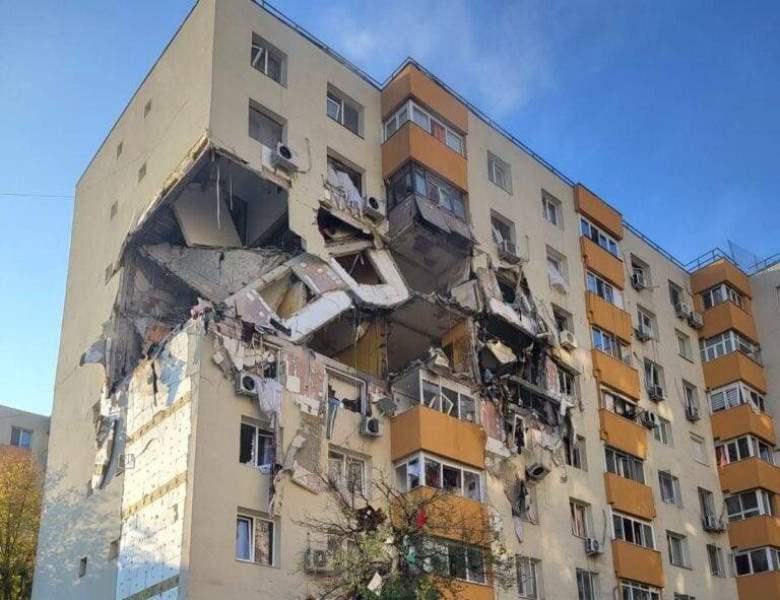 Imobilul afectat de explozia de pe Calea Rahovei nu mai este sigur pentru utilizatori