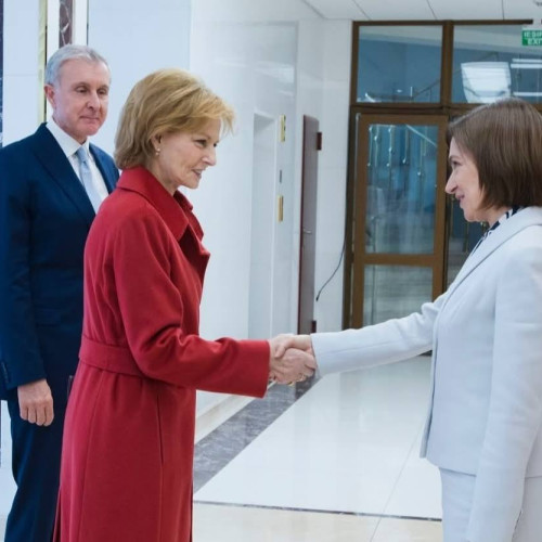 Custodele Coroanei și Principele Radu în vizită oficială la Chișinău