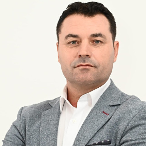 Primarul comunei Grozeşti, reţinut după ce ar fi agresat doi copii