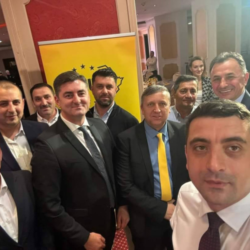 Ciprian Iacob, prezent la strângerea de fonduri pentru Caravana Medicală AUR: Inițiativa partidului AUR de a oferi servicii medicale gratuite pentru românii vulnerabili este un succes!