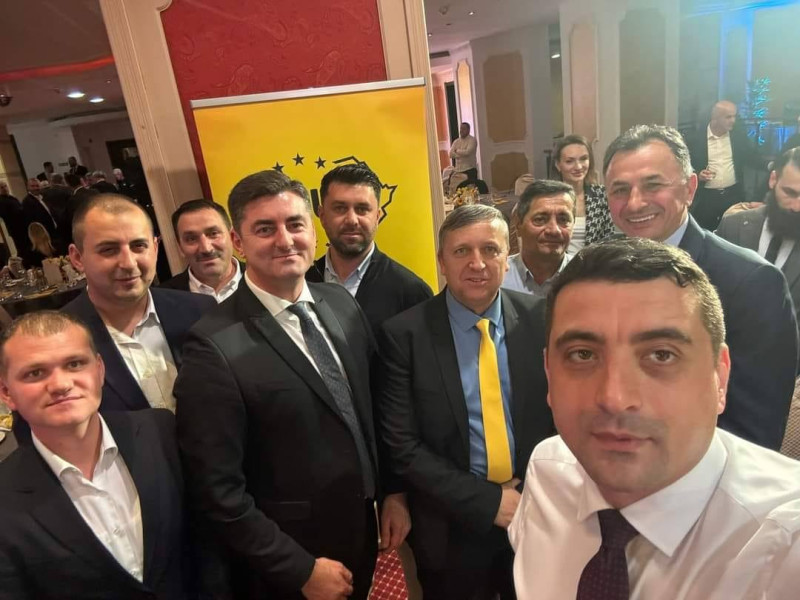 Ciprian Iacob, prezent la strângerea de fonduri pentru Caravana Medicală AUR: Inițiativa partidului AUR de a oferi servicii medicale gratuite pentru românii vulnerabili este un succes!