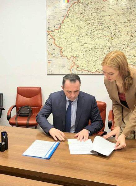 Noi mobilier școlar pentru școlile din Târgoviște: 9.000.000 lei din fondul PNRR