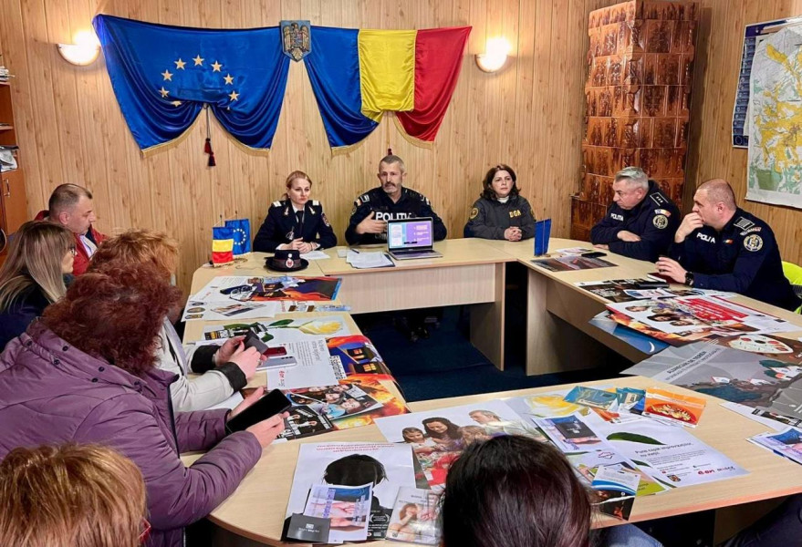 Angajații Primăriei Văleni instruiți în prevenirea incendiilor prin intermediul unei acțiuni de informare