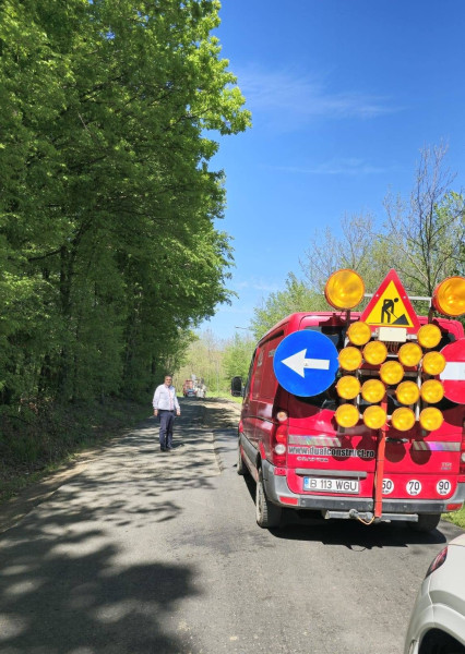 Start asfaltare DC 112 Gura Foii - Bumbuia, Primarul Radu Nicolae Georgescu anunță: "Cea mai afectata strada din comuna Gura Foii va fi complet modernizata.